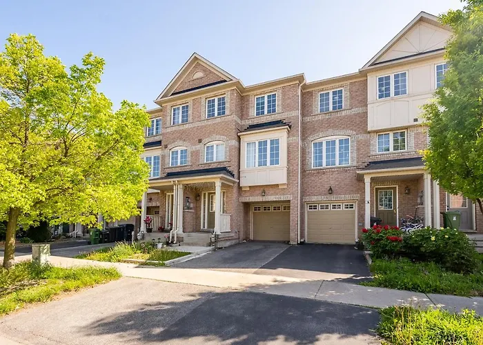 Beautiful Townhouse In Toronto