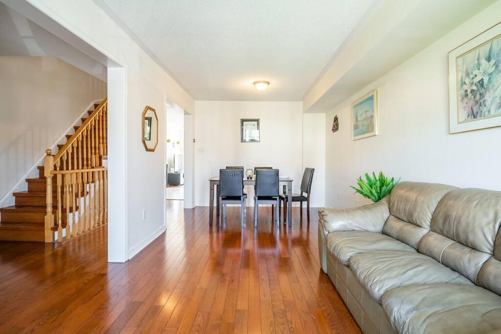 Beautiful Townhouse In * Toronto